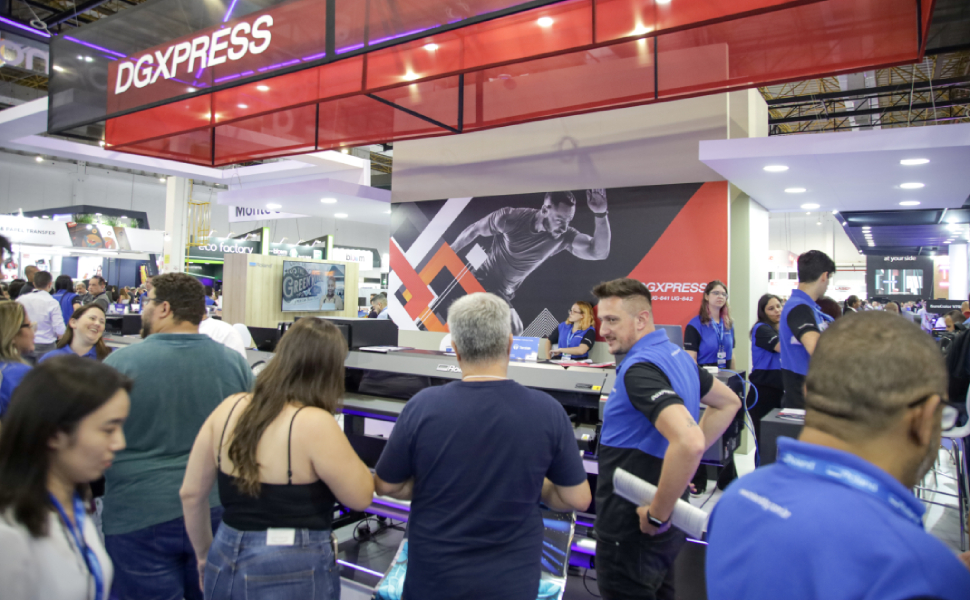 Roland DG anuncia DGXpress na FESPA Digital Printing 2023