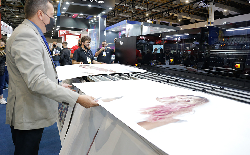 Crescimento da impressão digital industrial é o foco da Durst para a FESPA Digital Printing